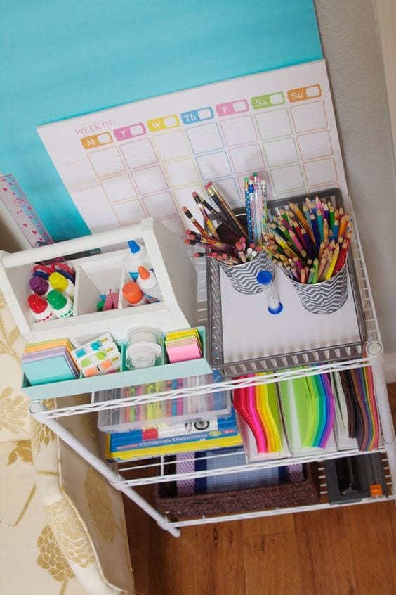 DIY homework organization and homework station ideas to make homework this school year a breeze! From funcheaporfree.com