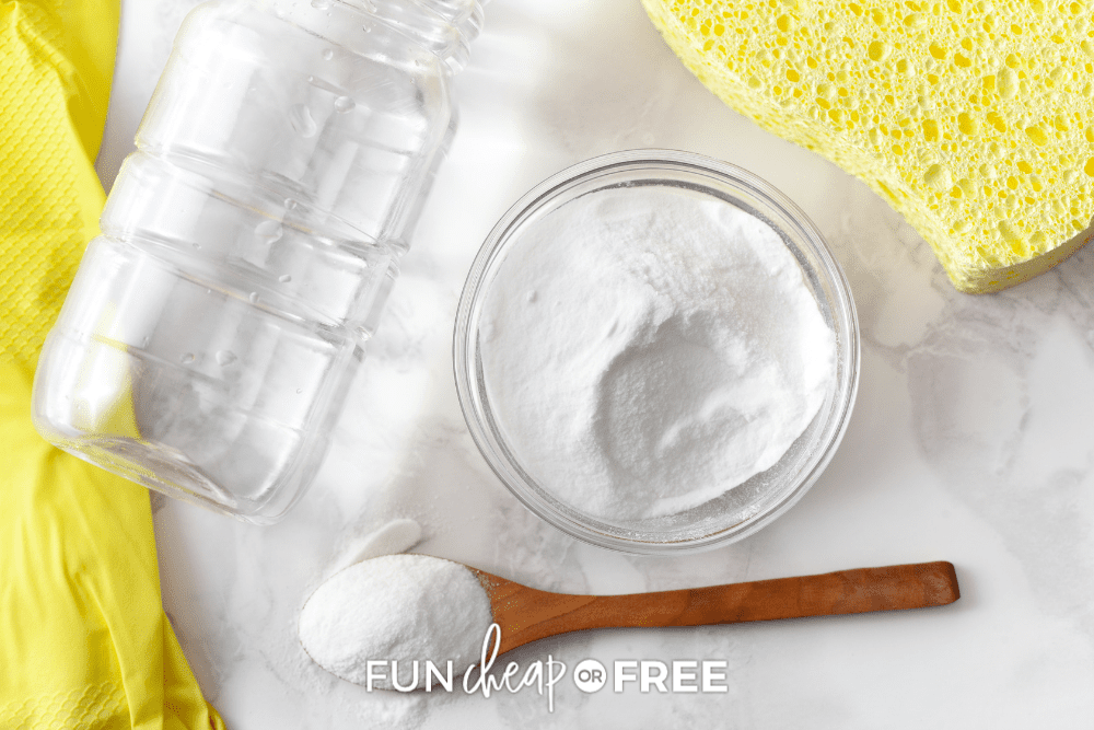 baking soda and other cleaning supplies, from Fun Cheap or Free